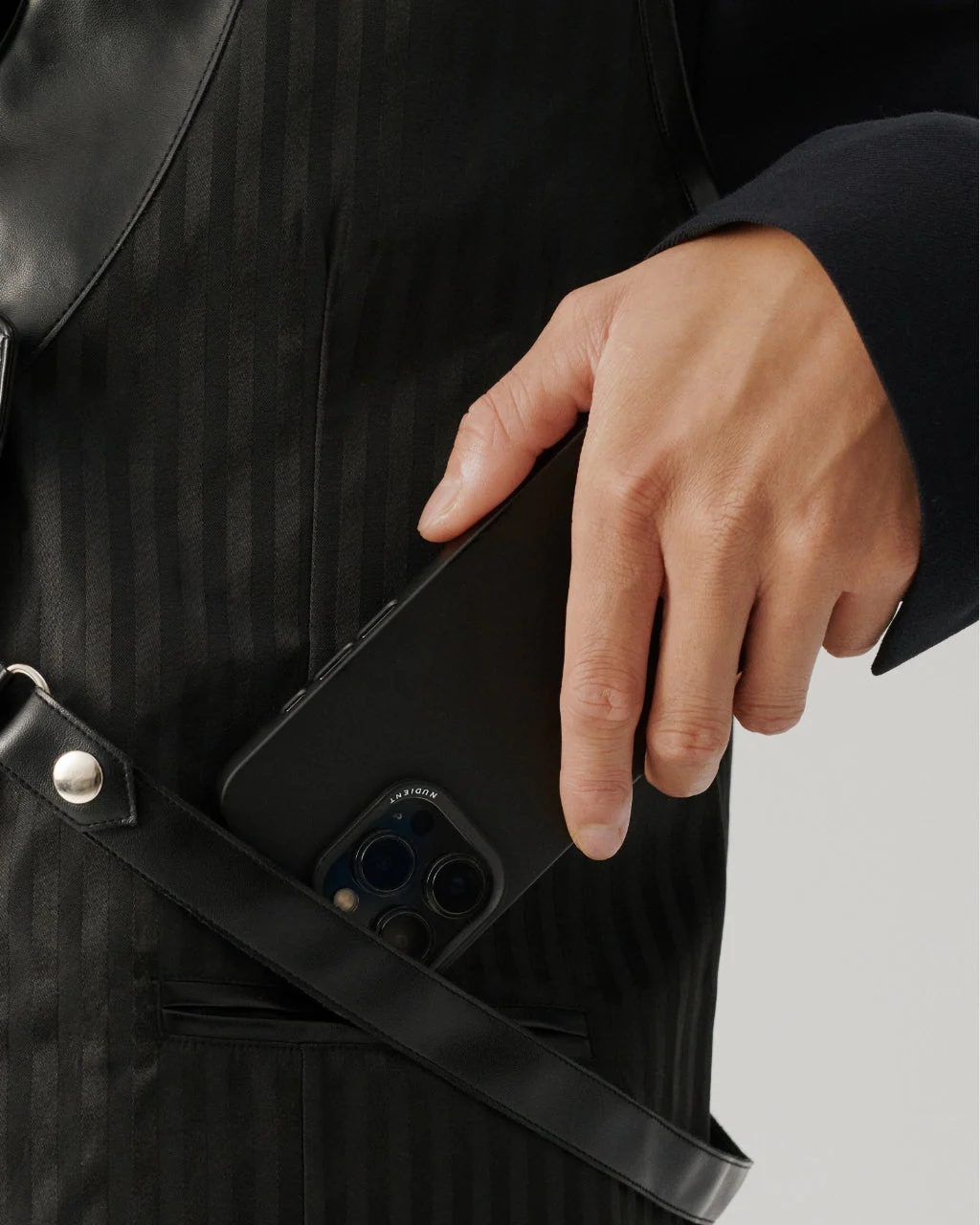 Thin Case - Image 2