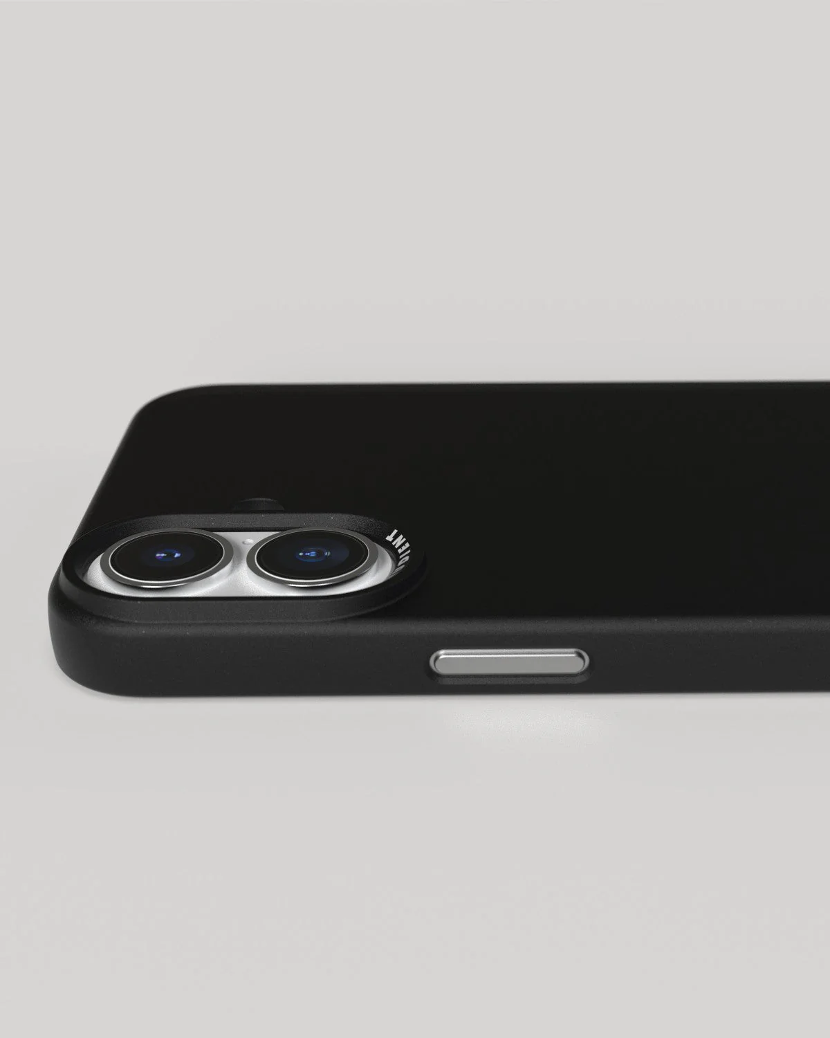 Thin Case - iPhone 16 Plus - Ink Black & Midwinter Blue - Image 4